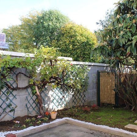 ジャンティイMaison Avec Jardin Au Sud De Parisアパートメント エクステリア 写真