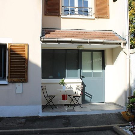ジャンティイMaison Avec Jardin Au Sud De Parisアパートメント エクステリア 写真