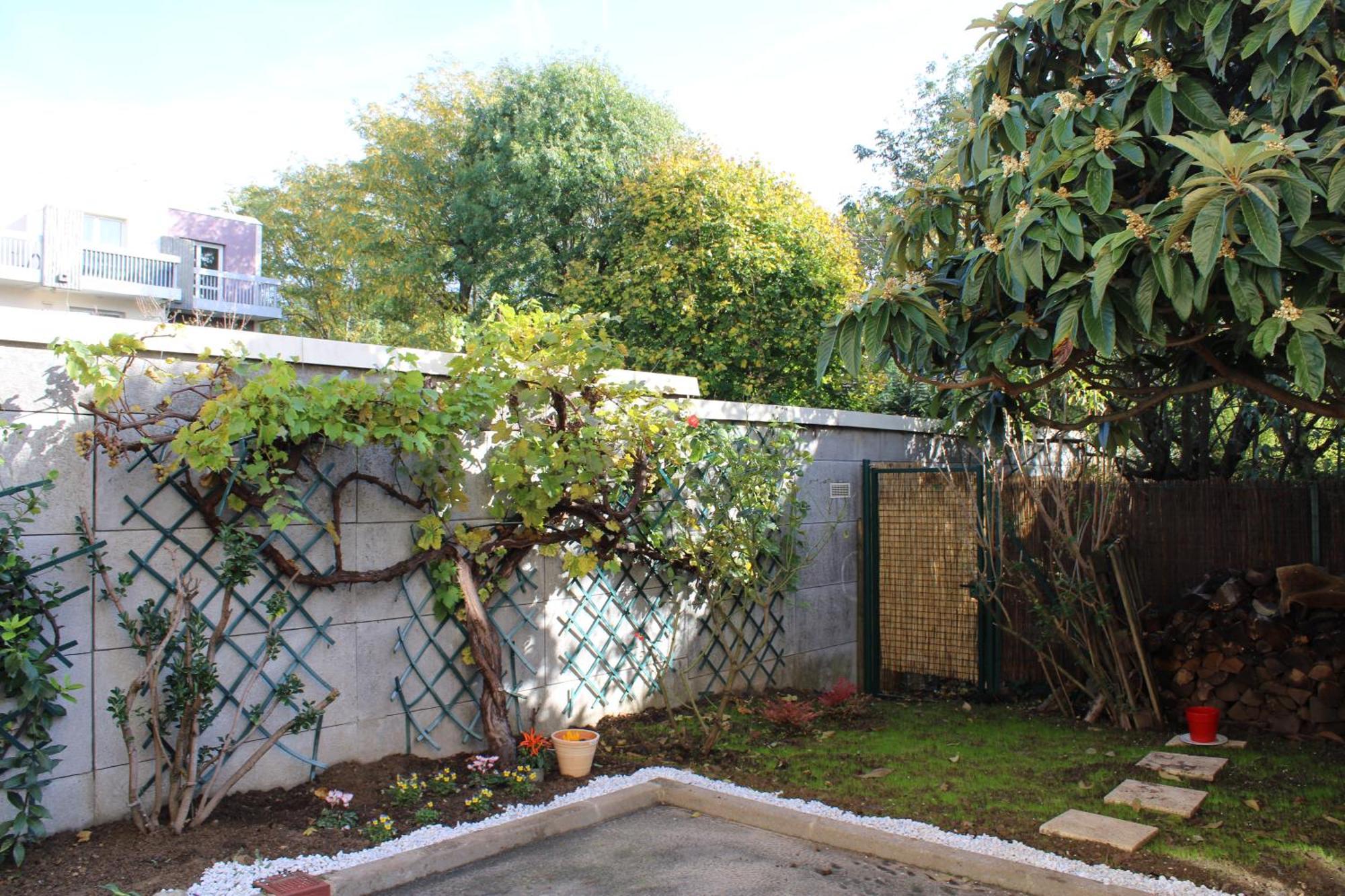 ジャンティイMaison Avec Jardin Au Sud De Parisアパートメント エクステリア 写真